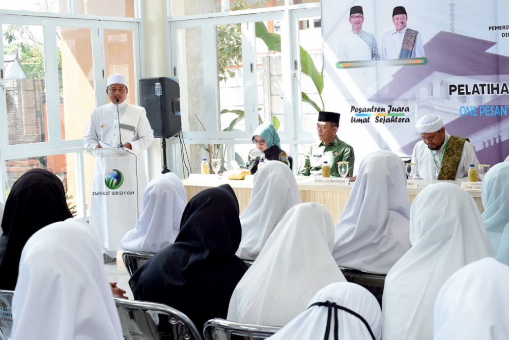  Kewirausahaan Bisa Memperpanjang Napas Pesantren di Jawa Barat