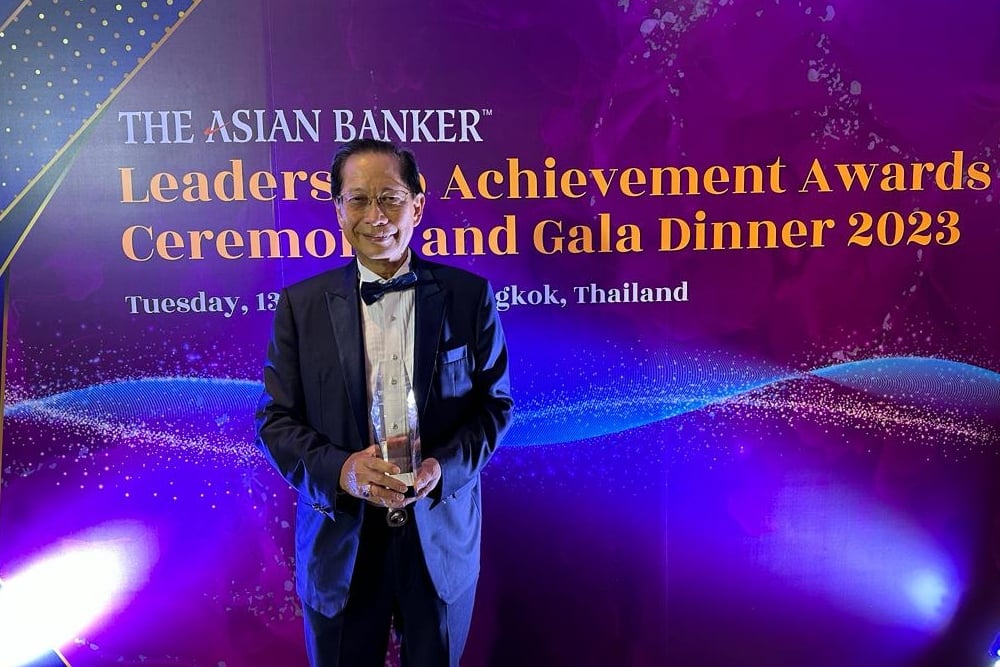  Presdir BCA Jahja Setiaatmadja Sabet Penghargaan CEO of The Year Asia Pacific 2023