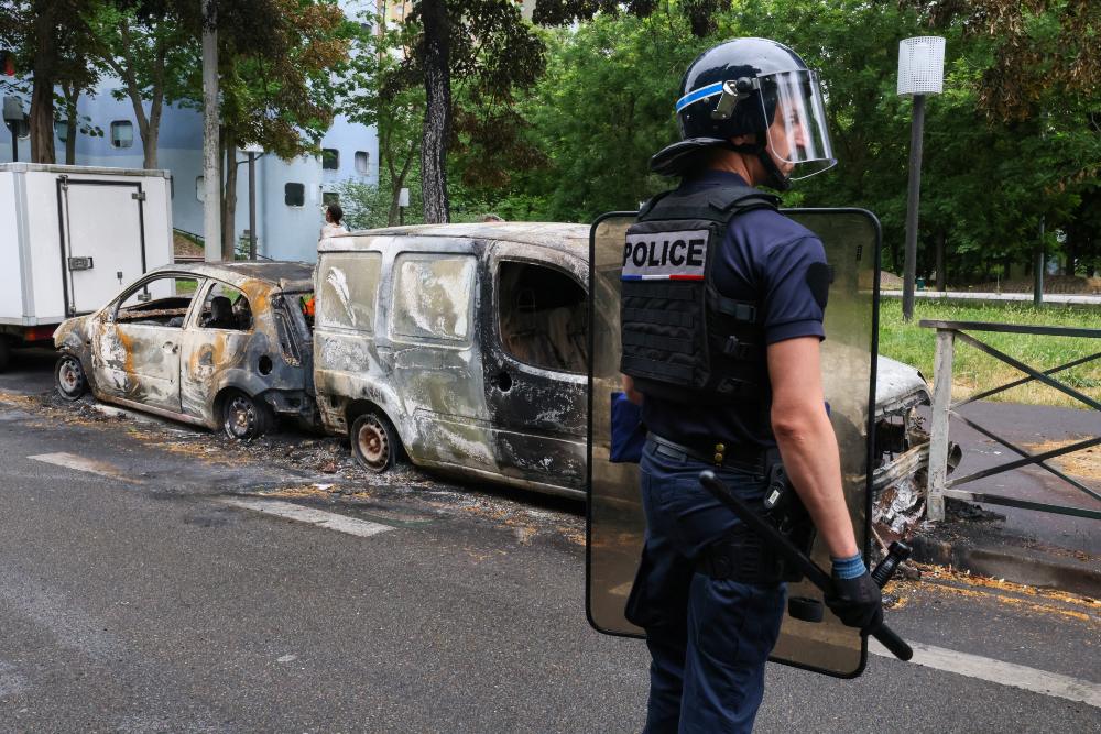  Prancis Makin Rusuh, 45.000 Personel Polisi dan Kendaraan Lapis Baja Diturunkan