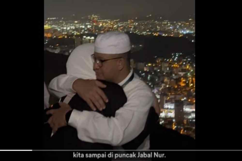  Kisah Anies Baswedan Napak Tilas ke Goa Hira di Puncak Jabal Nur