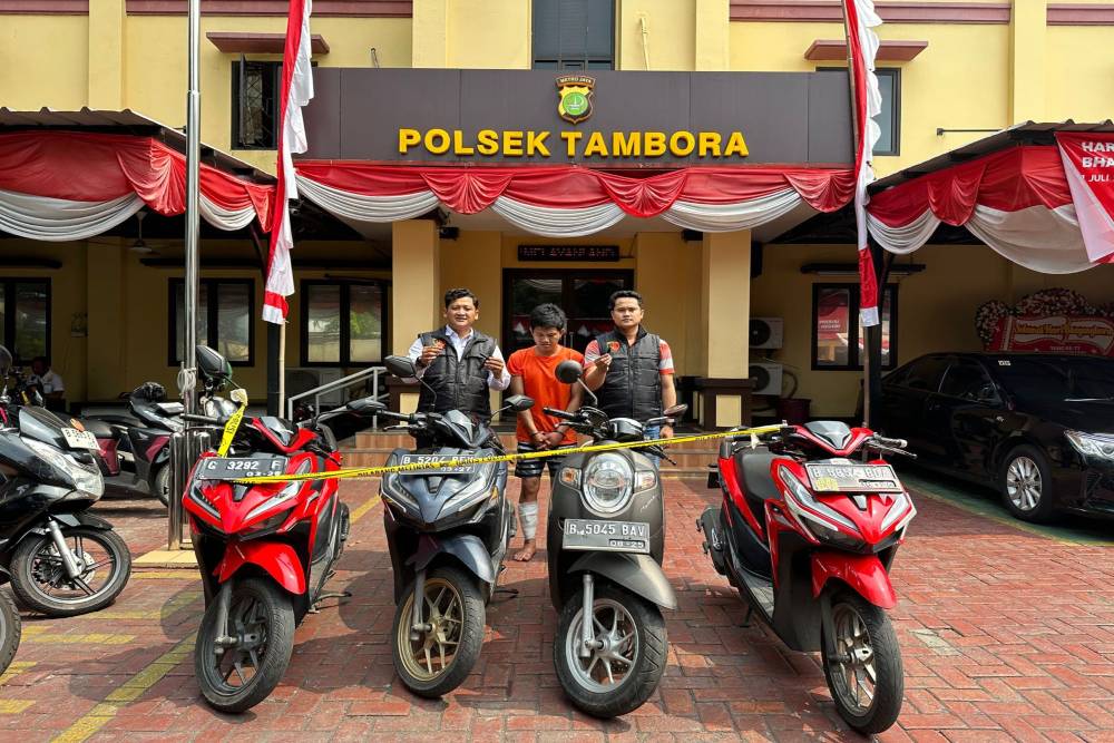  Polsek Tambora Tangkap Pelaku Curanmor Jaringan Jabung Lampung