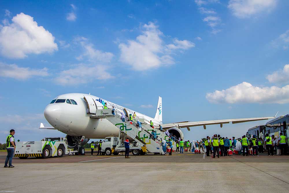  392 Jemaah Haji Kloter Pertama Asal Makassar Tiba di Bandara Sultan Hasanuddin