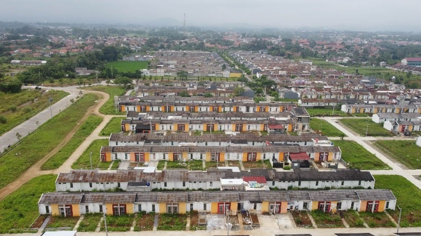  Low-Income Societies Unafraid of Subsidized House Price Hikes?