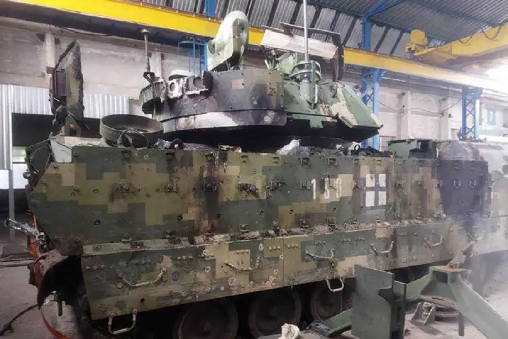  Adu Kuat di Medan Tempur, Ranpur Bradley IFV Ukraina Bikin Tank T-72 Hancur!