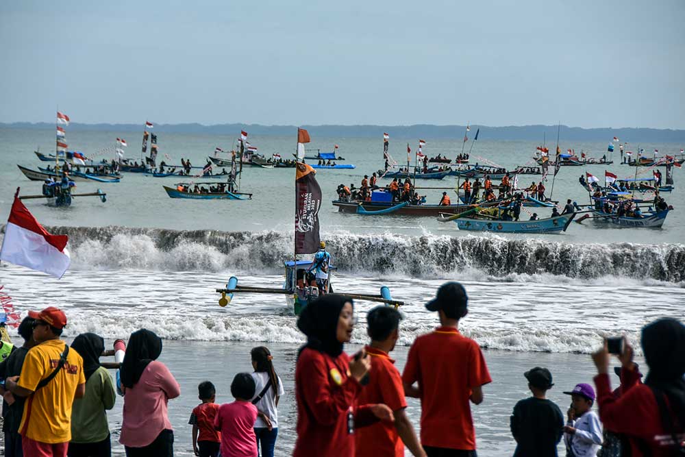  Tradisi Hajat Laut di Pantai Barat Kabupaten Pangandaran Jawa Barat