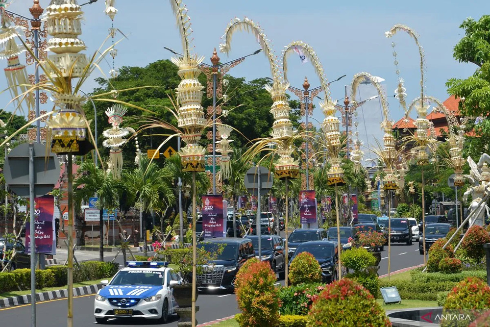  Jelang Galungan, Penjor Diminta Jauh dari Jaringan Listrik