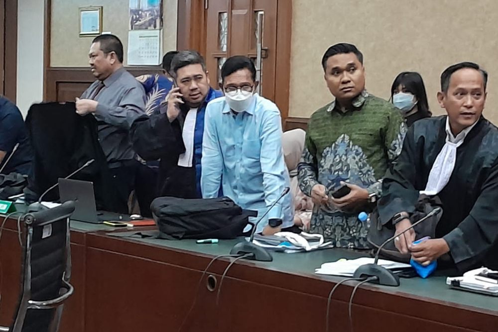  Proyek BTS 4G Molor, Hakim Cecar Pejabat Kominfo Soal Lemahnya Pengawasan