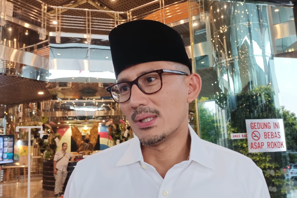  Sandiaga: Kebijakan Bebas Visa Dievaluasi dalam 2 Bulan ke Depan