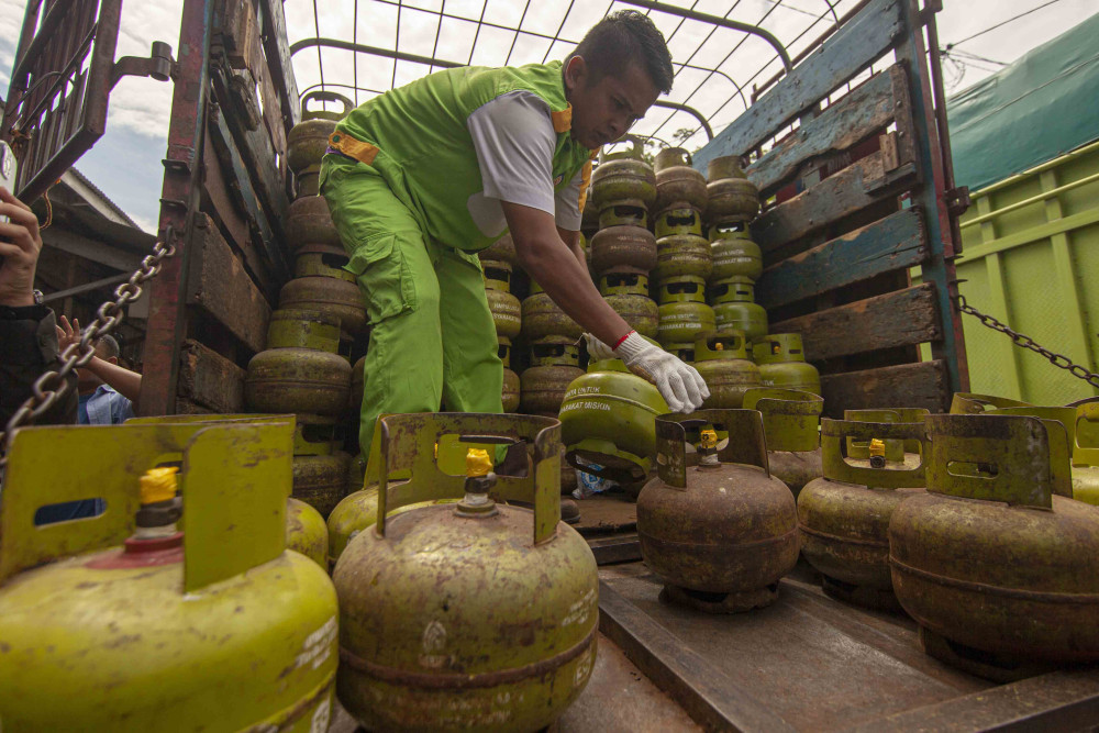  Ketahuan Jual LPG 3 Kg di Atas HET, Pertamina Sanksi Satu Pangkalan di Padang