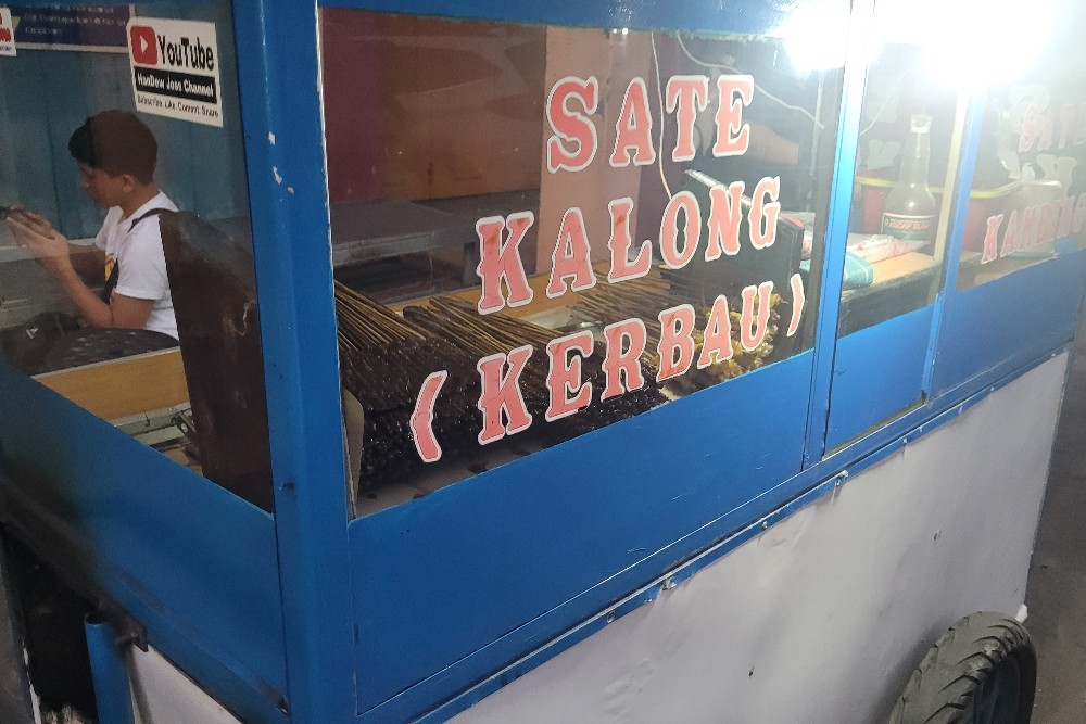  Menjajal Kuliner Unik Cirebon: Sate Kerbau