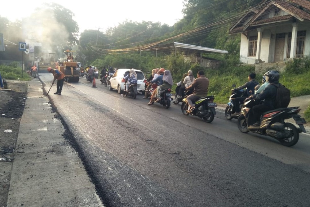  5 Tahun Jabar Juara, Program Jamu Mantapkan 762 Kilometer Jalan