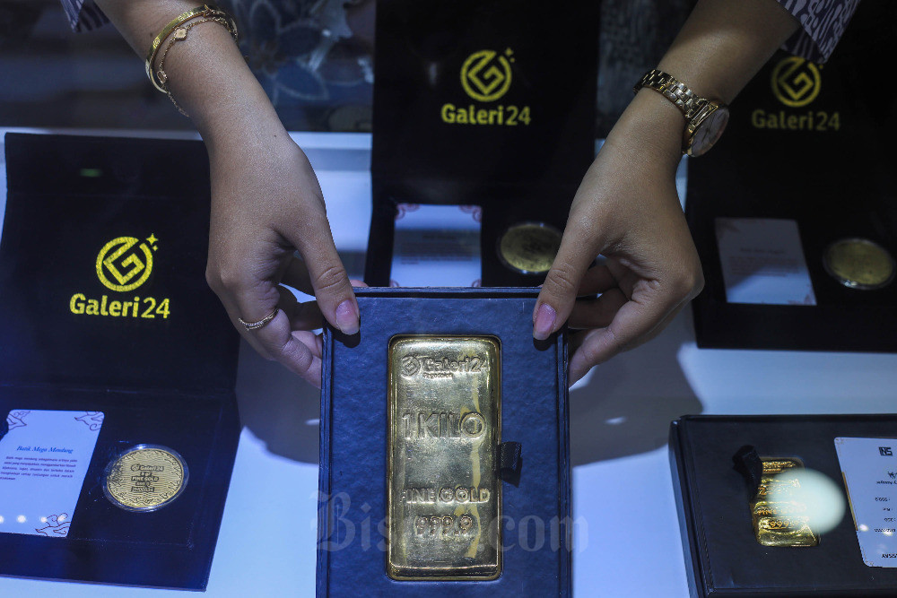  Harga Emas Terjerembab di Level Terendah dalam 2 Minggu Terakhir