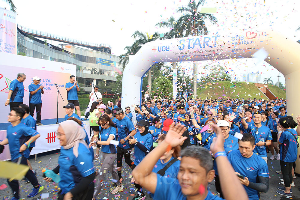  Lebih Dari 2.000 Kolega UOB Indonesia Lakukan Penggalangan Dana Sebesar Rp250 Juta Melalui UOB Heartbeat Run/Walk