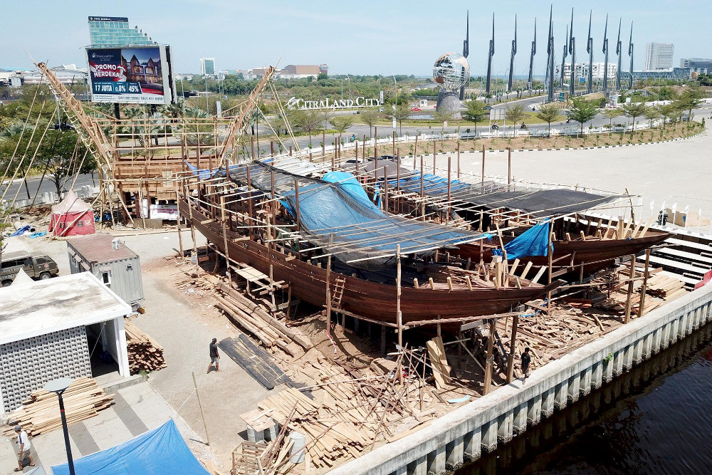  Wisata Edukasi Pembuatan Kapal Pinisi dan Rumah Toraja di Kawasan Pantai Losari Makassar