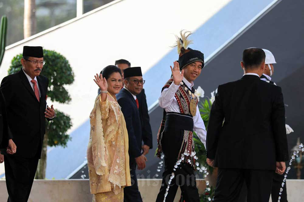  Presiden Jokowi Gunakan Baju Adat Tanimbar Maluku Saat Sidang Tahunan MPR