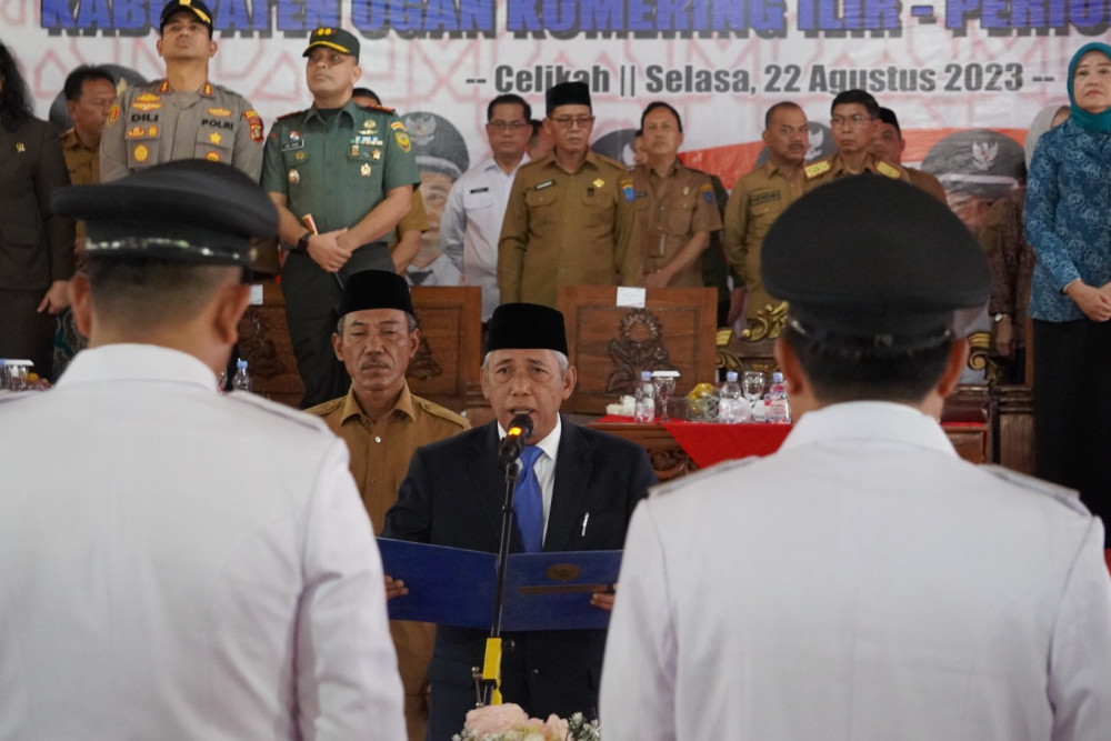  Lantik Kades, Pesan Bupati OKI: Akselerasi Pembangunan Desa