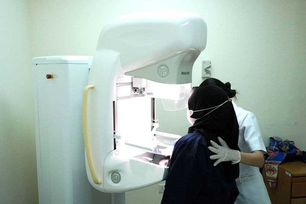  Siloam Hospitals Lippo Village Gelar Skrining Kanker Payudara Untuk Pekerja Informal