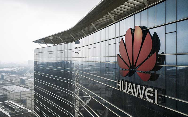  Huawei Disebut Punya Pabrik Chip Rahasia untuk Hindari Sanksi AS