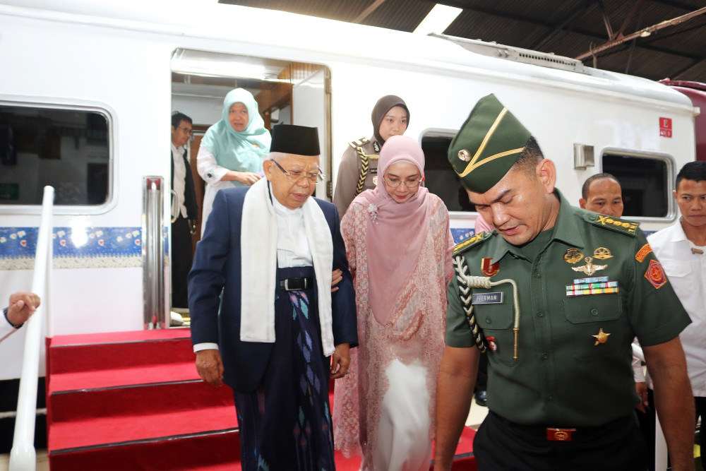  Kunker ke Cirebon, Wakil Presiden RI Gunakan Kereta Api Khusus