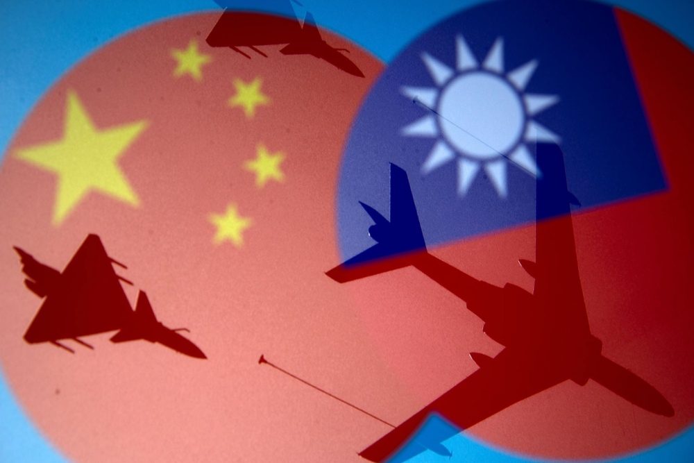  Tegang! 20 Pesawat dan Drone China Lalu Lalang di Sekitar Taiwan