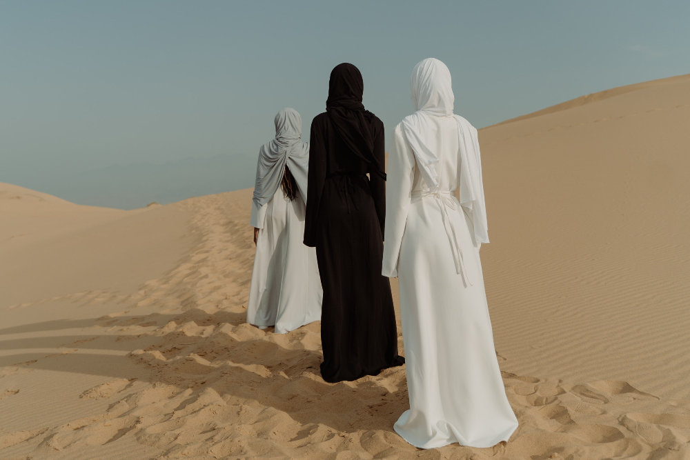 Ilustrasi abaya yang dipakai oleh muslimah/pexels
