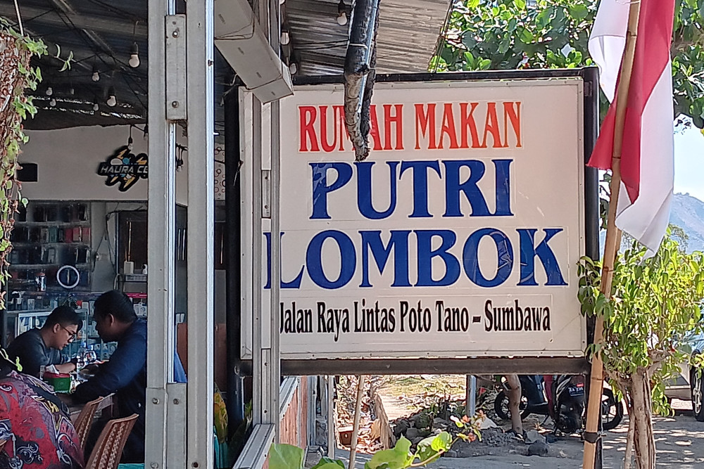  Jelajah Investasi Sasambo :  Ini Rumah Makan Khas Lombok di Sumbawa Barat
