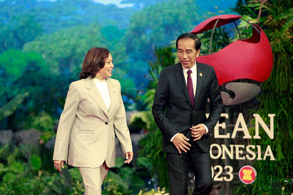  Jokowi ke Kamala Harris: Saya Turut Belasungkawa atas Kebakaran di Maui Hawaii