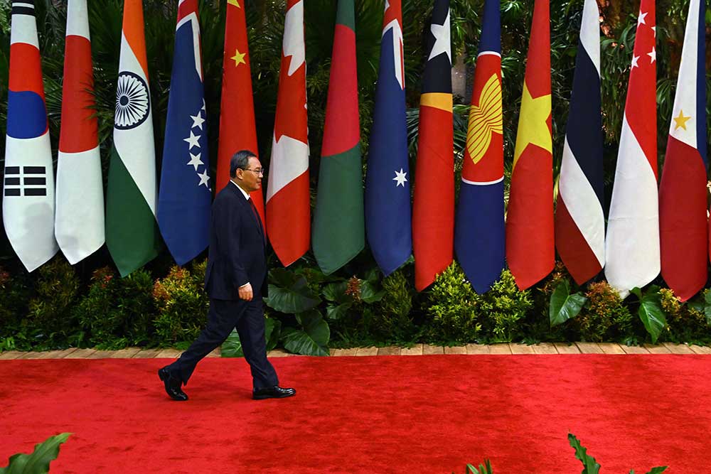  KEBIJAKAN EKONOMI : Kala China Meyakinkan Asia Tenggara