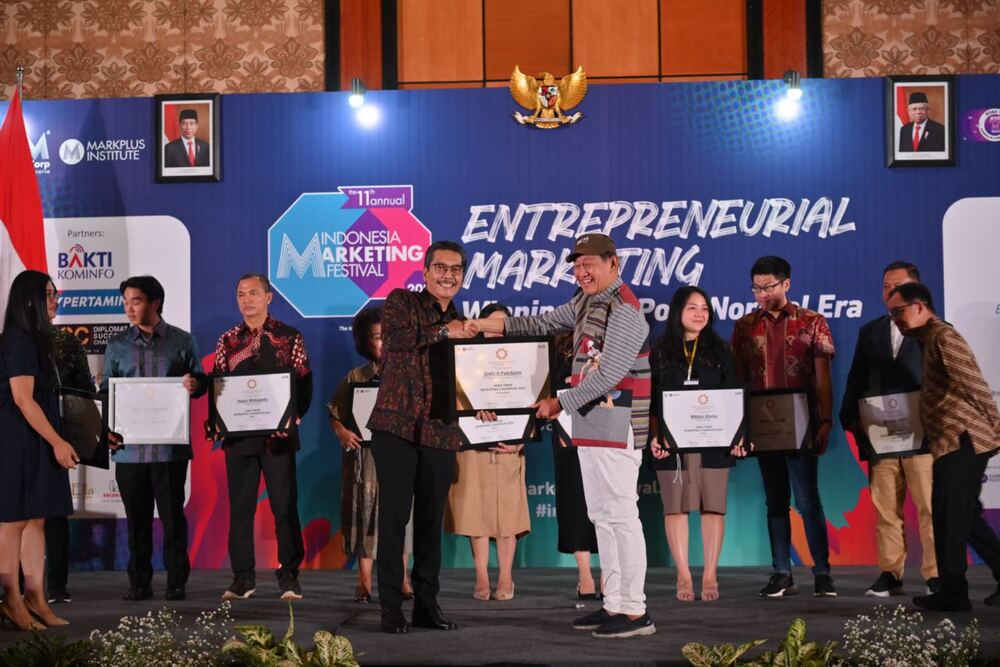 Foto: PT Dharma Lautan Utama Raih Penghargaan Industry Marketing Champion 2023