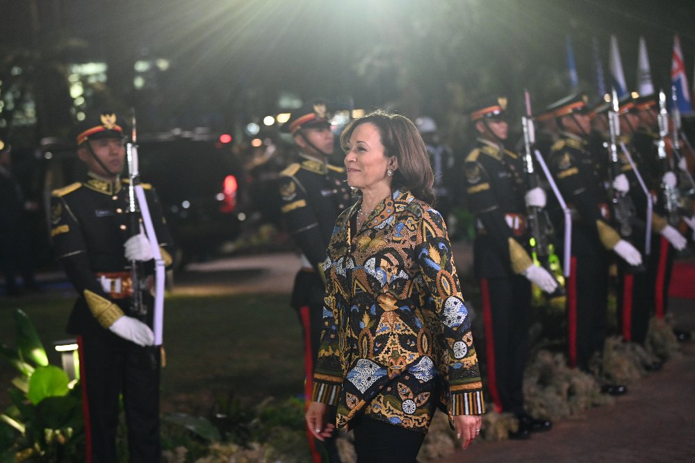 Wapres Amerika Serikat Kamala Harris menghadiri acara Gala Dinner KTT ke-43 ASEAN di Hutan Kota Plataran, Kompleks GBK, Senayan, Jakarta, Rabu (6/9/2023). Media Center KTT ASEAN 2023/Aditya Pradana Putra/aww.