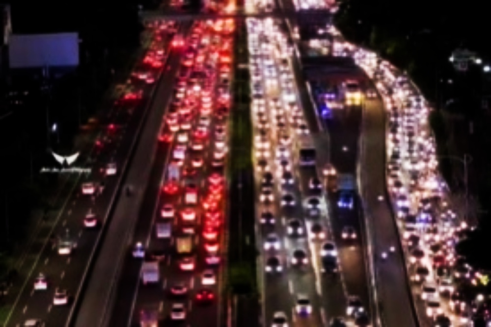 Dishub DKI Klaim Aturan WFH ASN Turunkan Kemacetan 1,69 Persen. Ilustrasi kemacetan di Jakarta./Instagram @jakarta.terkini