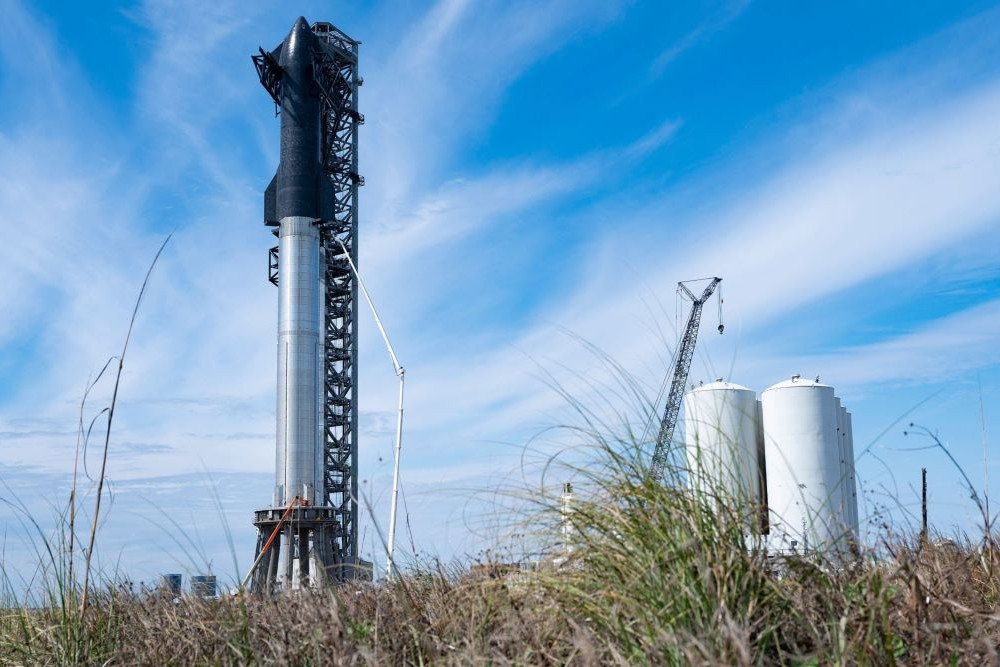  Layanan Langsung Starlink ke Konsumen Terhambat Izin Beroperasi