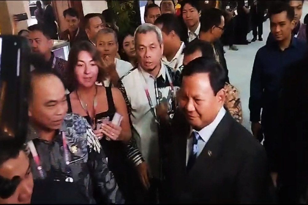 Menteri Pertahanan (Menhan) Prabowo Subianto melakukan kunjungan mendadak untuk meninjau Media Center Konferensi Tingkat Tinggi (KTT) Ke-43 Asean di Jakarta Convention Center (JCC), Jakarta pada Kamis (7/9/2023). JIBI/Bisnis- Akbar Evandio.