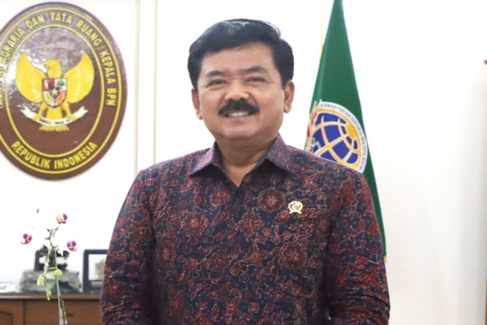  Jokowi Puji Menteri ATR/BPN Rampungkan Permasalahan Lahan: Kalau ke Bawah Senyum