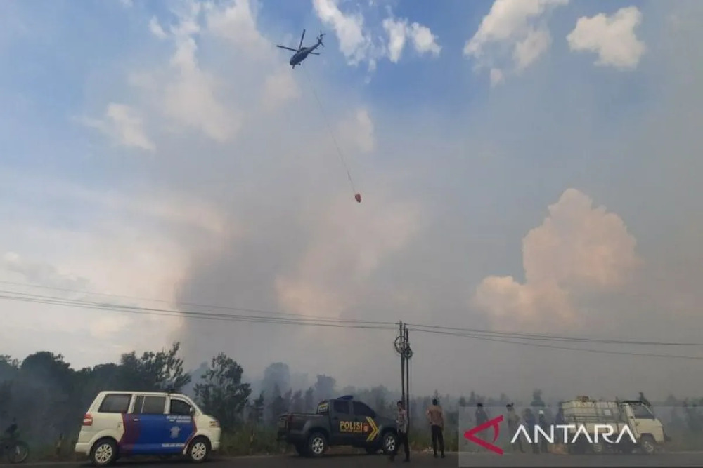  Kebakaran Dekat Bandara Syamsudin Noor Banjarmasin, Begini Penanganannya