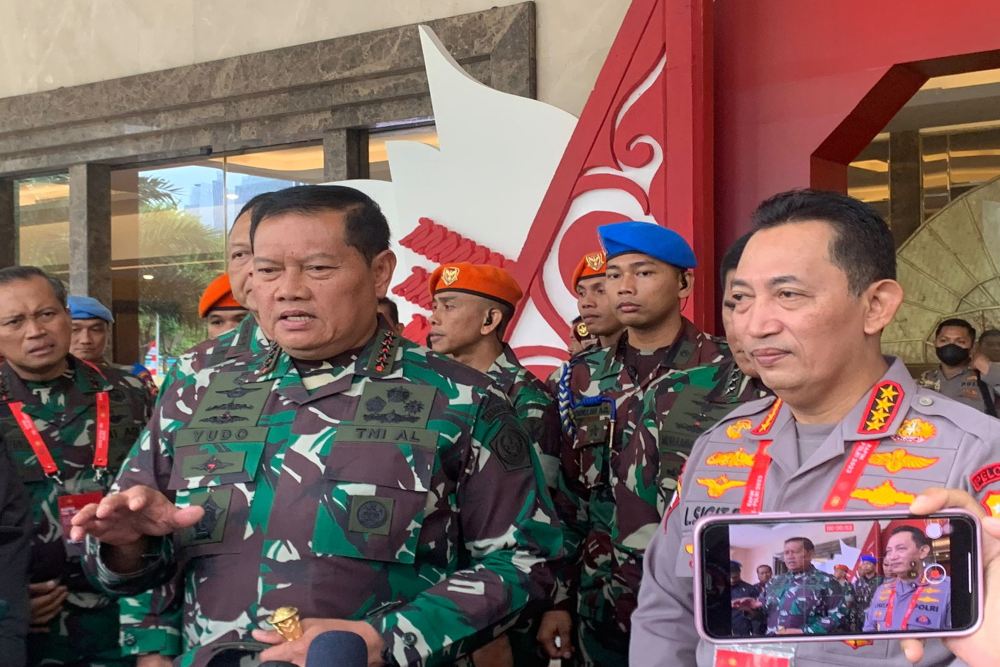 Panglima TNI Yudo Margono (kiri). JIBI/Bisnis-Lukman Nur Hakim
