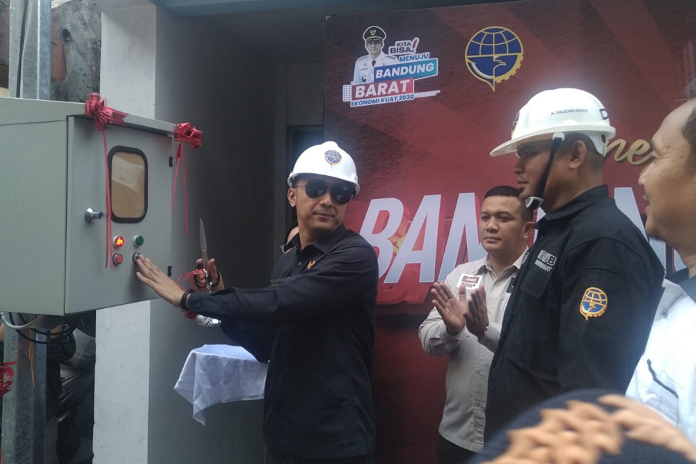  Pasang PJU Hampir di 6.000 Titik, Hengky Kurniawan Resmikan Bandung Barat Caang