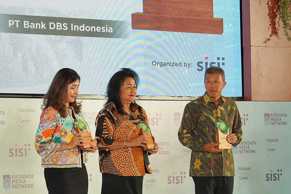  Bank DBS Terima Penghargaan Green Initiative Awards 2023