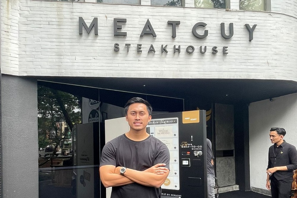 Dimas Ramadhan Meatguys Steakhouse