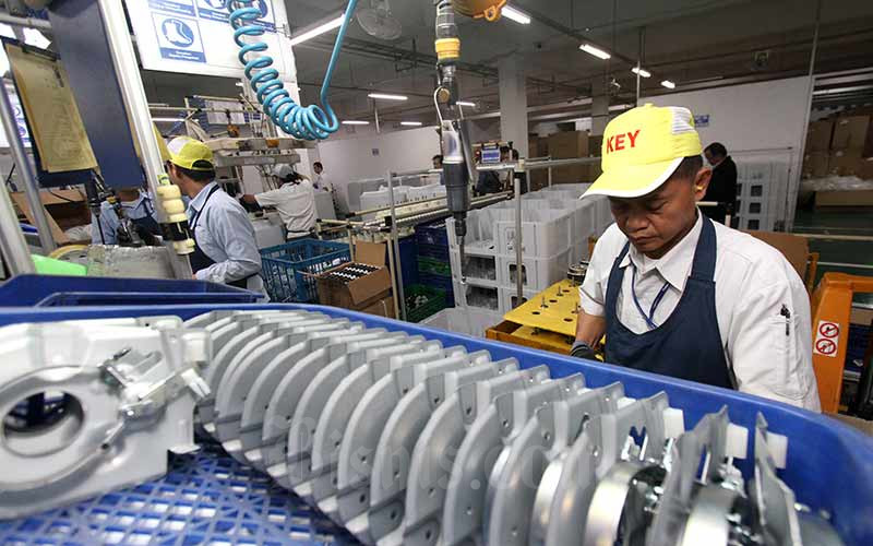  Impor Bahan Baku Merosot, Alarm Bagi Industri Pengolahan