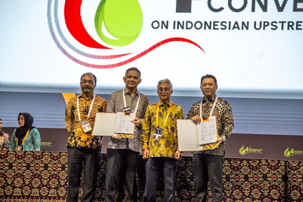 PT Pupuk Kalimantan Timur (Pupuk Kaltim) dan Genting Oil Kasuri Pte. Ltd. (GOKPL) menandatangani Perjanjian Jual Beli Gas Bumi (PJBG) pada hari ini (20/09) di Bali Nusa Dua Convention Center./JIBI-Istimewa
