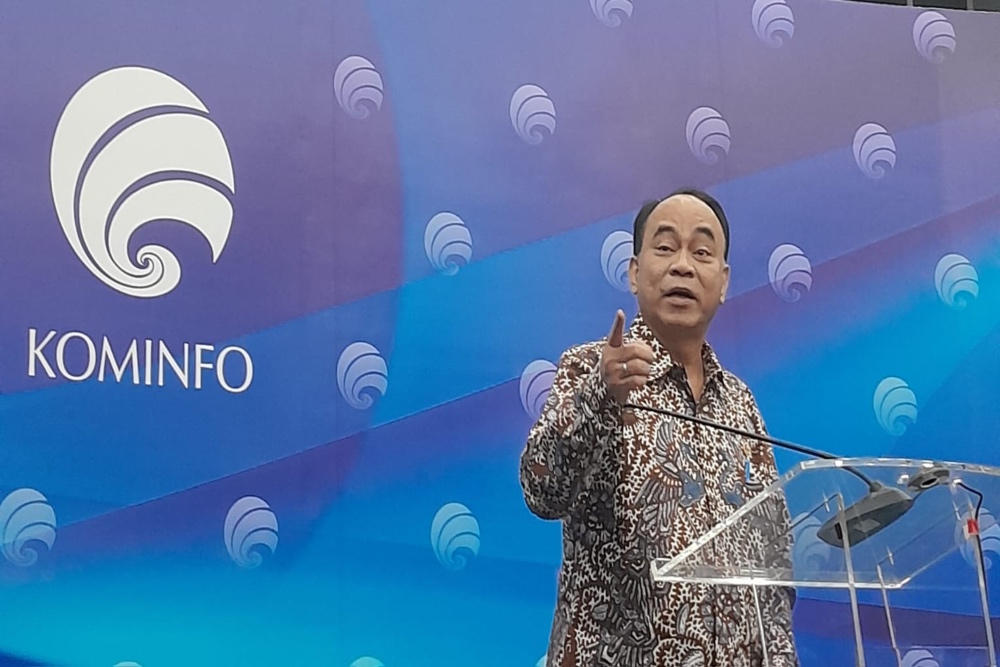 Menkominfo Budi Arie Setiadi saat konferensi per di kantor Kominfo, Jakarta pada Kamis (20/7/2023). /Bisnis.com-Widya Islamiati