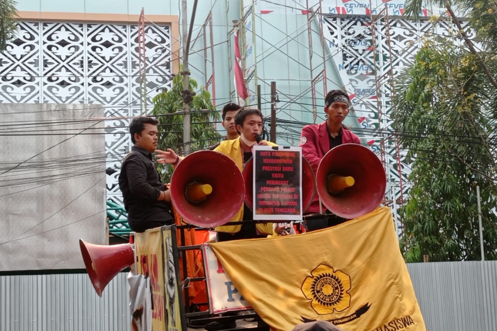  Ratusan Mahasiswa di Sumsel Protes Penanganan Karhutla Belum Optimal