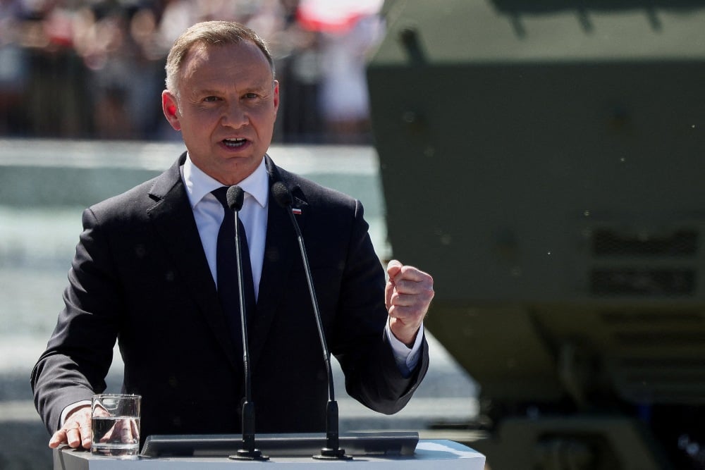  Ukraina vs Polandia, Presiden Andrzej Duda Ibaratkan Ukraina Pria Tenggelam