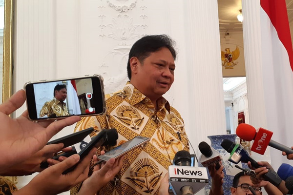 Ketua Umum Golkar Airlangga Hartarto bertemu dengan Presiden Joko Widodo di Istana Merdeka, Senin 21 Mei 2019./Bisnis- Amanda Kusumawardhani