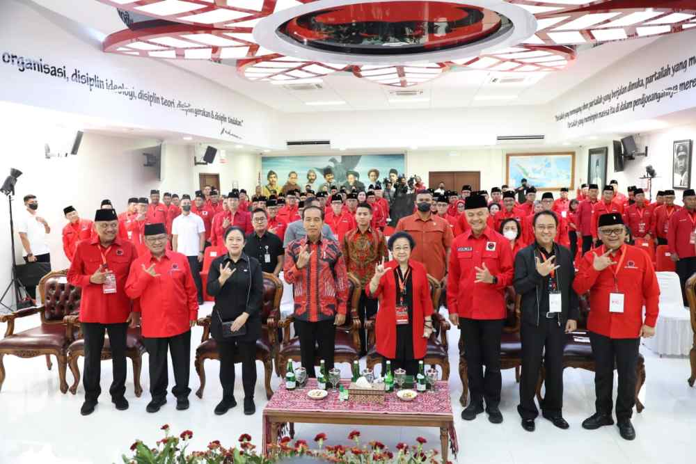  Jokowi, Mahfud, Sandiaga Uno Tiba di Rakernas IV PDIP