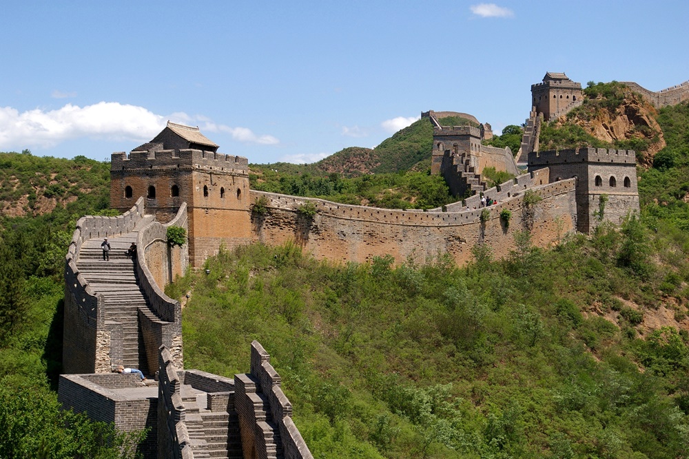  15 Tempat Wisata Ikonik di Dunia, Termasuk Tembok China