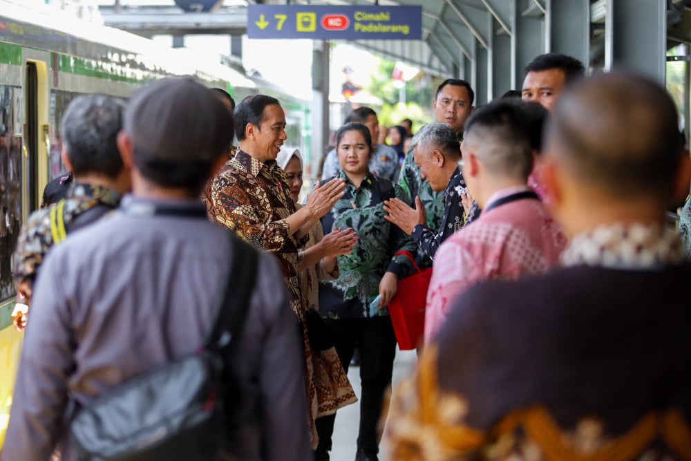  Kereta Whoosh Resmi Beroperasi, Kota Bandung Siap Tangkap Peluang Ekonomi