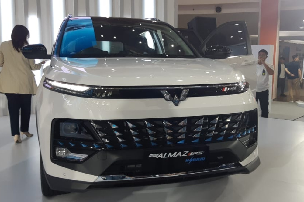  Harga Wuling Almaz RS Pro Hybrid Dipatok Rp438 Juta, Intip Detailnya