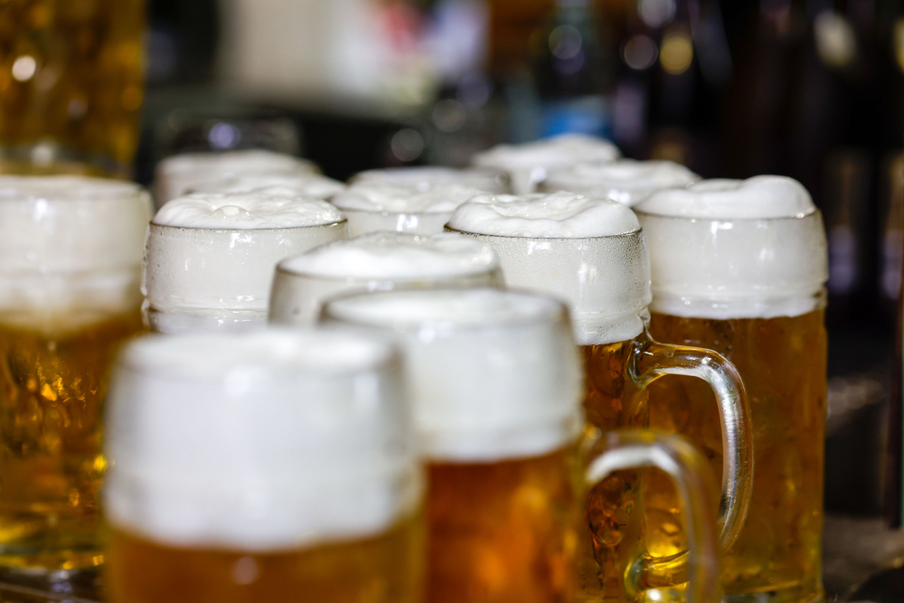 emiten produsen craft beer pertama di Indonesia bermerk Stark, PT Lovina Beach Brewery Tbk. (STRK) akan resmi listing perdana hari ini, Selasa (10/10/2023).  Saham STRK mengalami oversubscribed hingga 26,57 kali. Bloomberg/Michaela Rehle